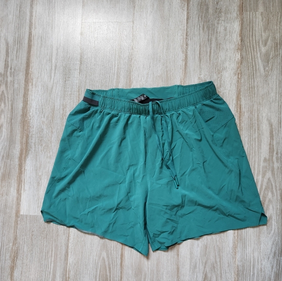 Lululemon Surge Running Shorts Green Lined Back Pocket Drawstring Mens Sz L - Picture 1 of 10